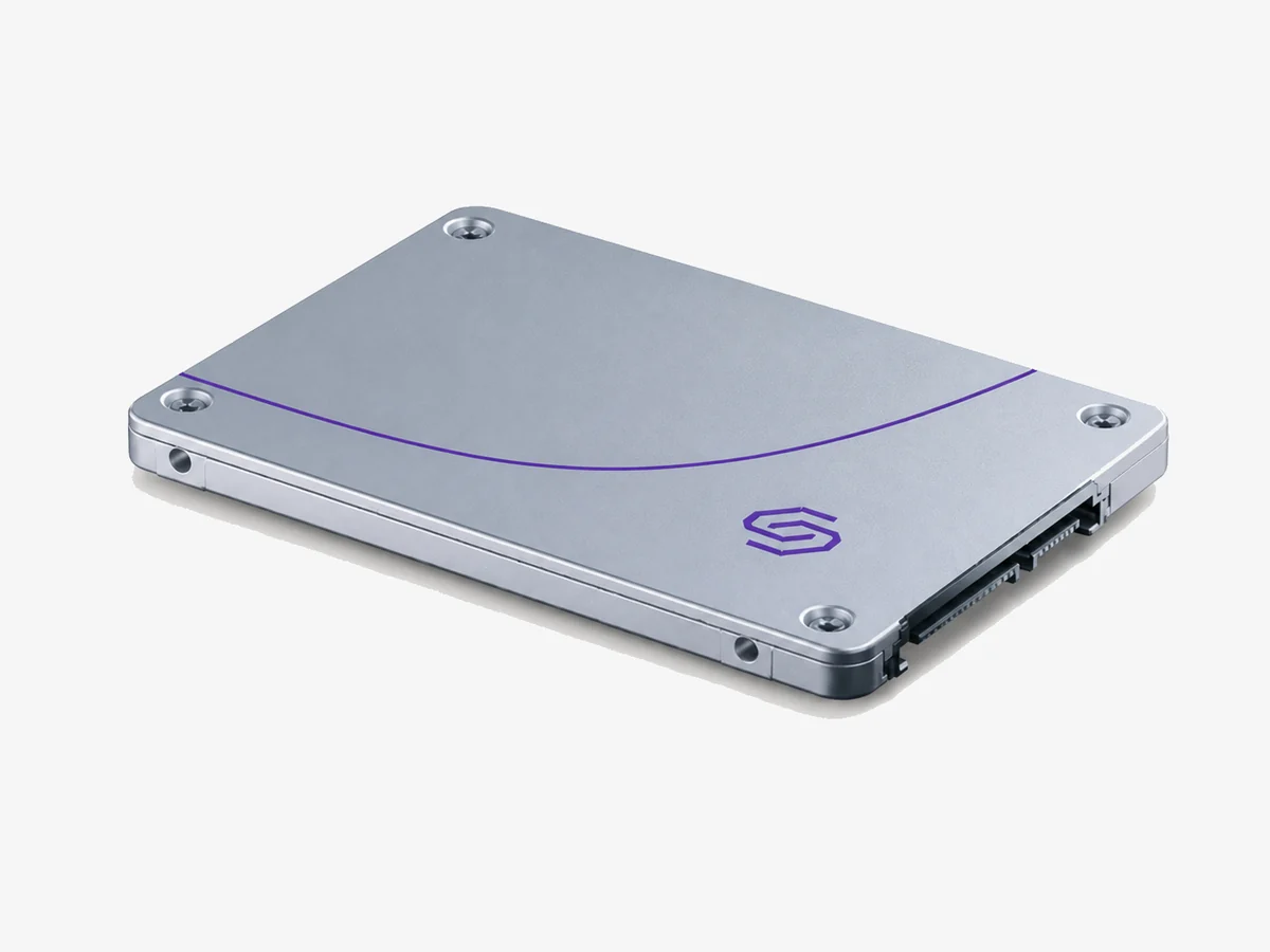 Solidigm D3-S4620 Enterprise SATA SSD